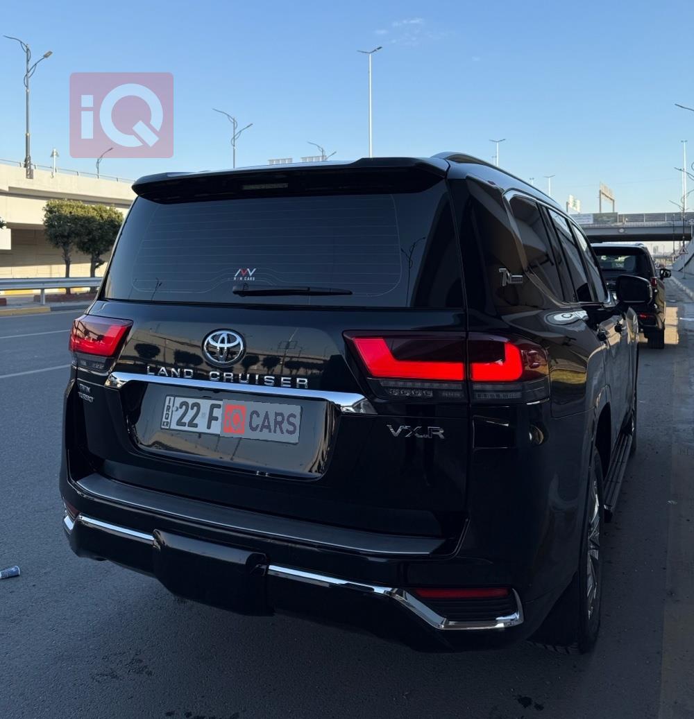 تويوتا لاندكروزر